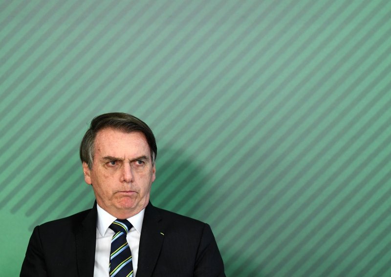 Brazilski predsjednik Bolsonaro mogao bi biti podvrgnut hitnoj operaciji