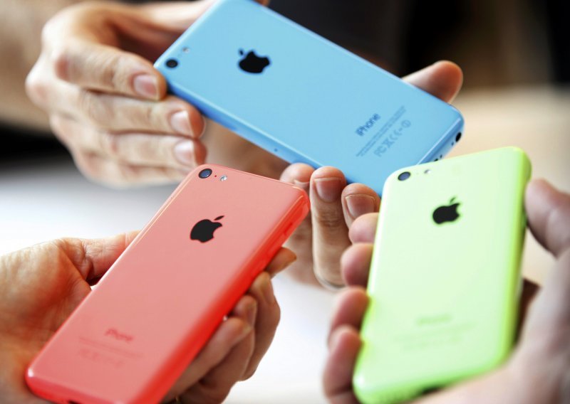 Jesen možda donosi čak tri nova iPhonea