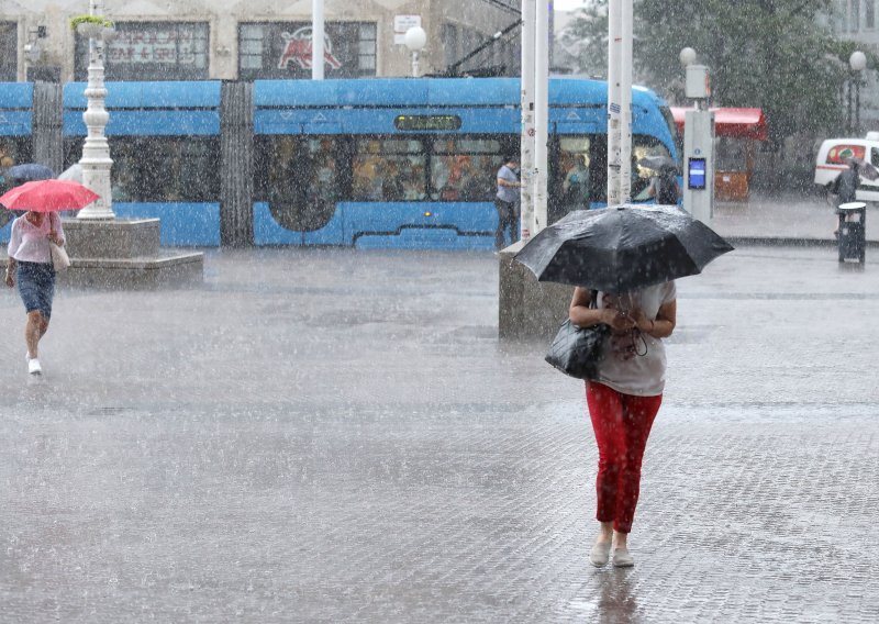 Kiša, pljuskovi, grmljavina... Na istok i u središnji dio zemlje stiže promjena vremena, a što nas čeka za vikend?