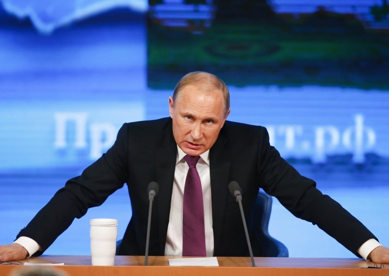 Putin jasan: Netko je kriv, neka preuzme odgovornost