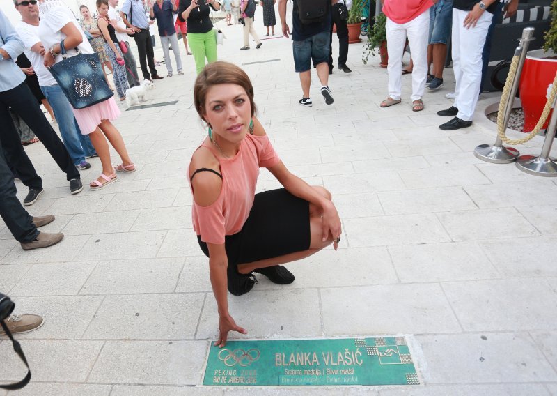 [VIDEO] Blanka Vlašić vratila se s odmora u Crnoj Gori te snimila video u okruženju u kojem se najbolje osjeća