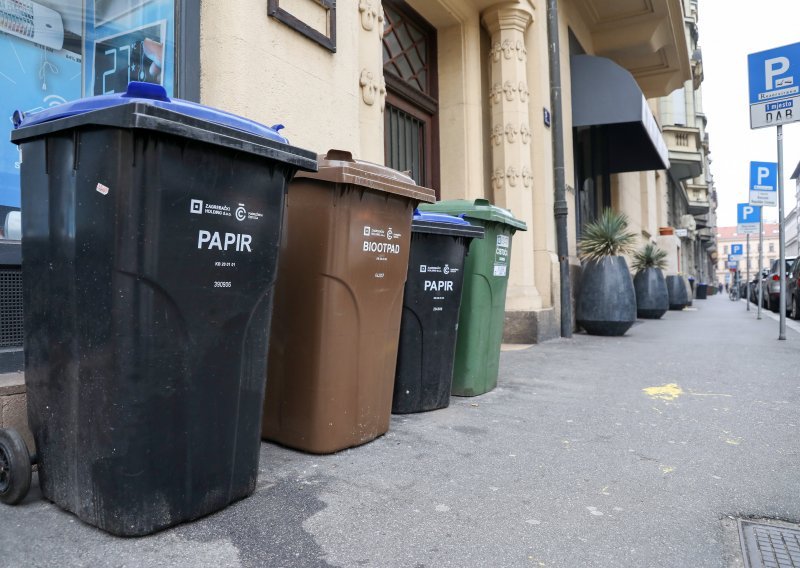 Upozorenje Zagrepčanima: Nećemo prazniti smeđe kante ako u njima nađemo išta osim biootpada