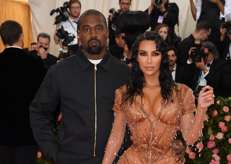 Samo što nije stigao: Hoće li Kanye West na novom albumu progovoriti o raspadu braka s Kim Kardashian?