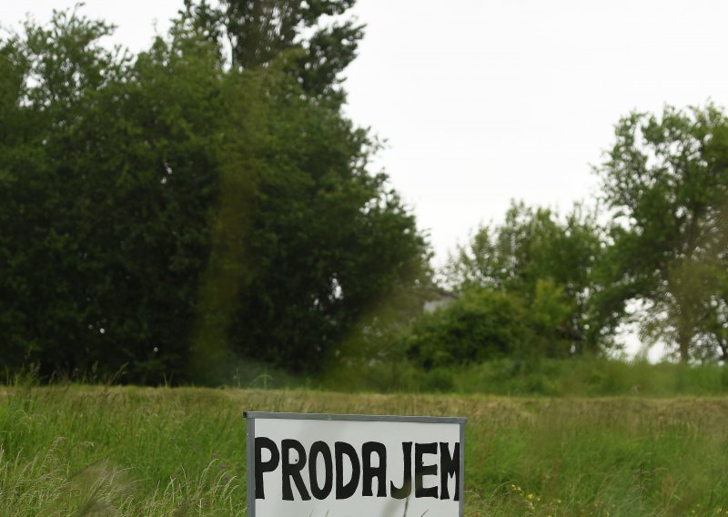 Bliži se kraj zabrane prodaje poljoprivrednog zemljišta strancima, a hrvatska zemlja i dalje je najjeftinija u EU: Istražili smo koliko koštaju parcele u kojoj regiji
