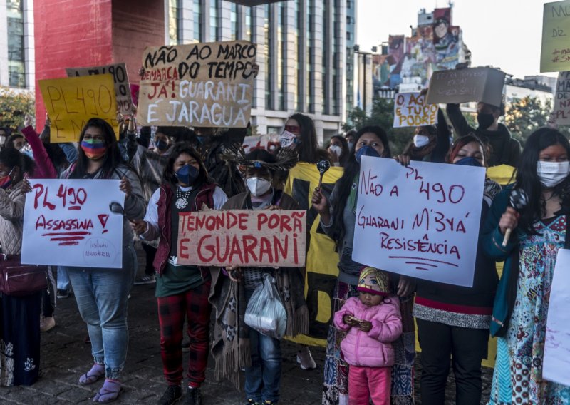 Brazilci opet na ulicama, zahtijevaju Bolsonarov opoziv