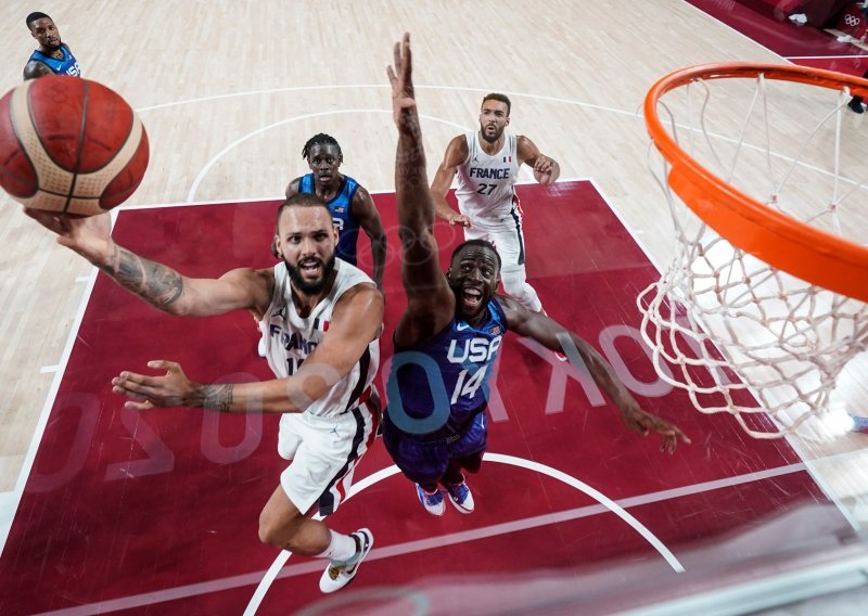 Senzacionalna pobjeda Francuske; 'tricolori' su odmah na startu olimpijskog turnira u košarci šokirali nespremne NBA zvijezde