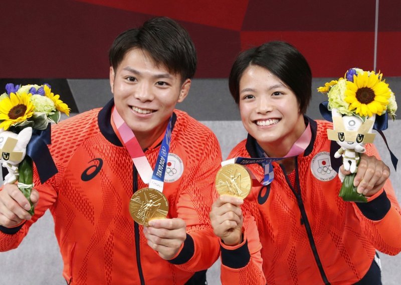 Hifumi i Uta prvi su brat i sestra u povijesti Olimpijskih igara koji su istog dana osvojili zlatne medalje u pojedinačnom sportu