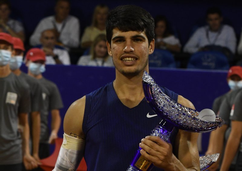 [FOTO] Osamnaestogodišnji Španjolac osvojio je ATP Umag i ispisao povijest svjetskog tenisa; svi tvrde da je baš on nasljednik Rafe Nadala