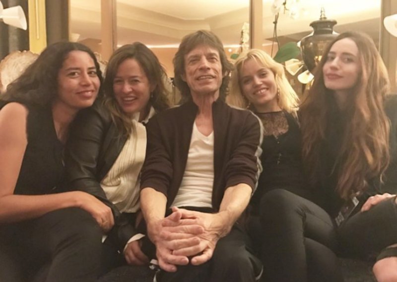 On doista uživa biti tata: Upoznajte osmero djece Micka Jaggera iz veza s pet žena