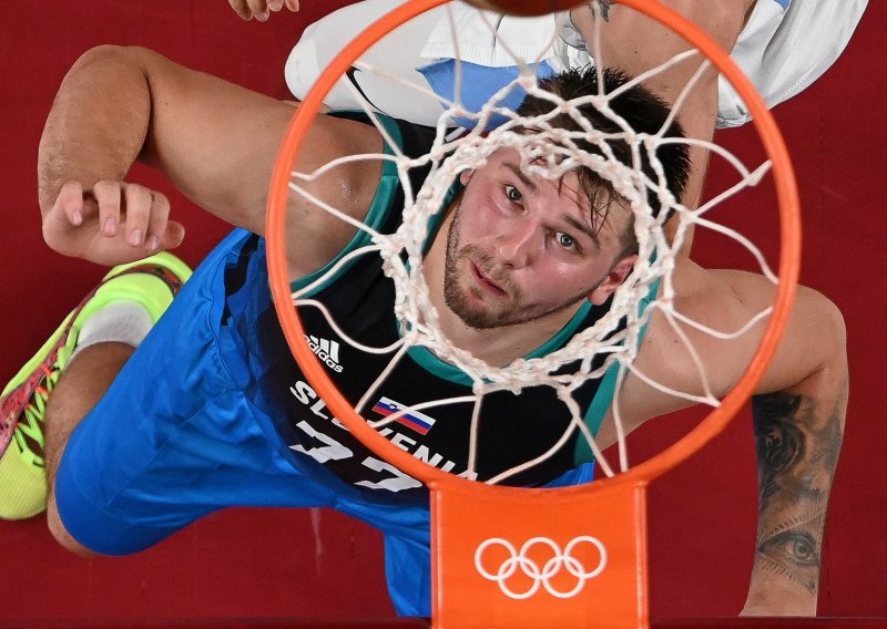 [FOTO] Čudesni Luka Dončić još jednom zaprepastio košarkaški svijet, a slovenski izbornik oduzeo mu apsolutni rekord