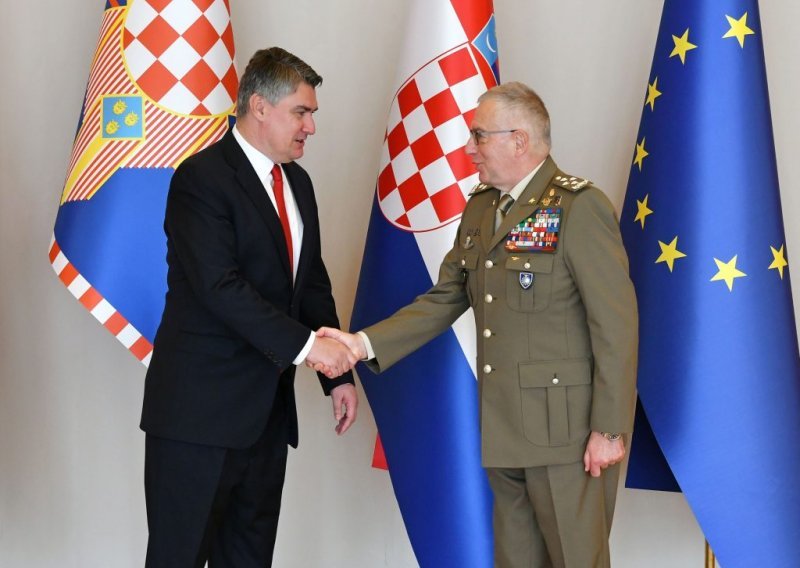 Milanović se sastao sa čelnikom Vojnog odbora Europske unije, razgovarali o 'Strateškom kompasu'