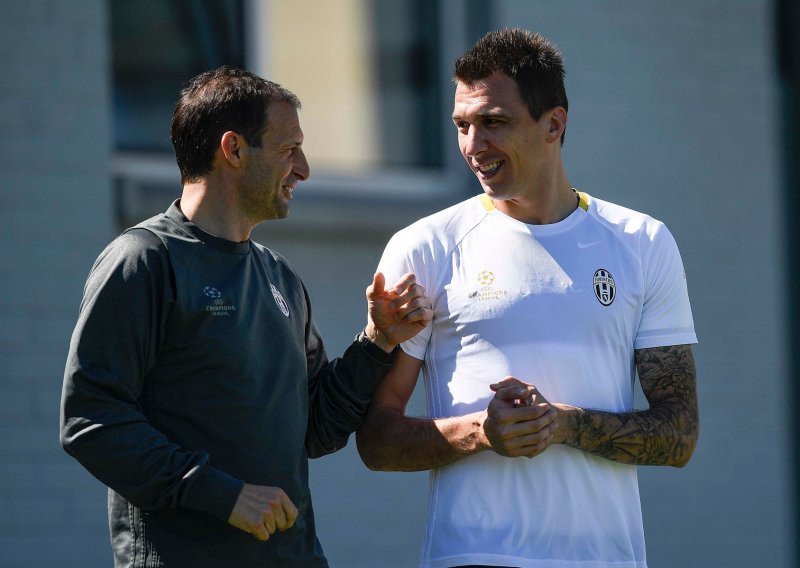 Mario Mandžukić vraća se u Juventus? Trener Allegri obožava našeg napadača te je rekao svima što misli o njemu pa je sada puno toga jasnije