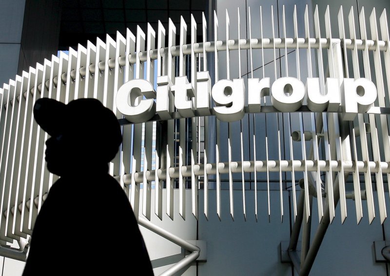 Citigroup je prva banka koja je odlučila otpisati necijepljene