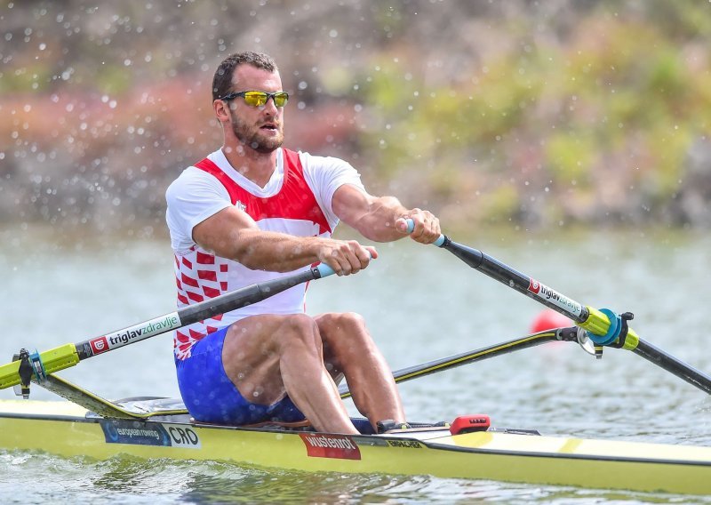 [FOTO] Kakva utrka Damira Martina! Naš veslač u zadnjim metrima finala ugrabio je olimpijsku broncu, šestu medalju za Hrvatsku u Tokiju