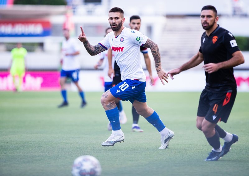 [VIDEO/FOTO] Pogledajte gol na Poljudu kojim je Hajduk jedva pobijedio Šibenik; igrao je i Livaja, a jedini gol zabio je Edouk