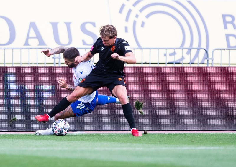 [VIDEO/FOTO] Hajduk napokon pronašao žrtvu u HT Prvoj ligi; pogledajte fantastičan pogodak koji je presudio Šibenčanima