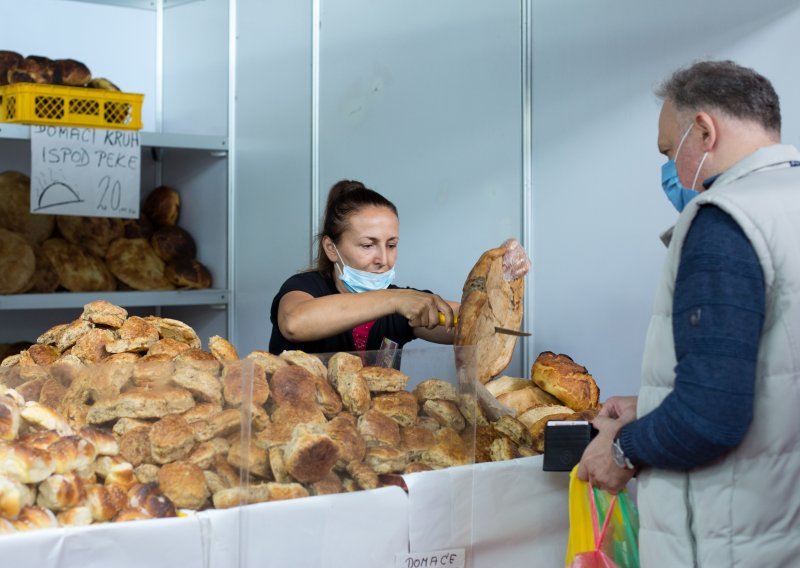 Stiže treći val poskupljenja brašna i kruha. 'Cijene pšenice mijenjaju se takvom dinamikom da nitko ne zna koliko će još rasti'