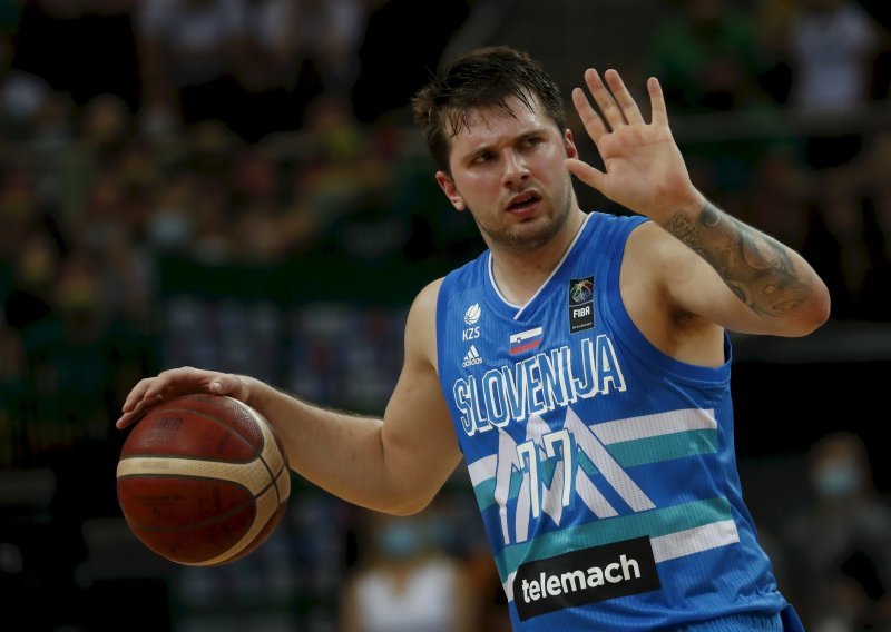 Čudesni slovenski košarkaš Luka Dončić potpisuje novi petogodišnji ugovor a on mu jamči čak 202 milijuna dolara