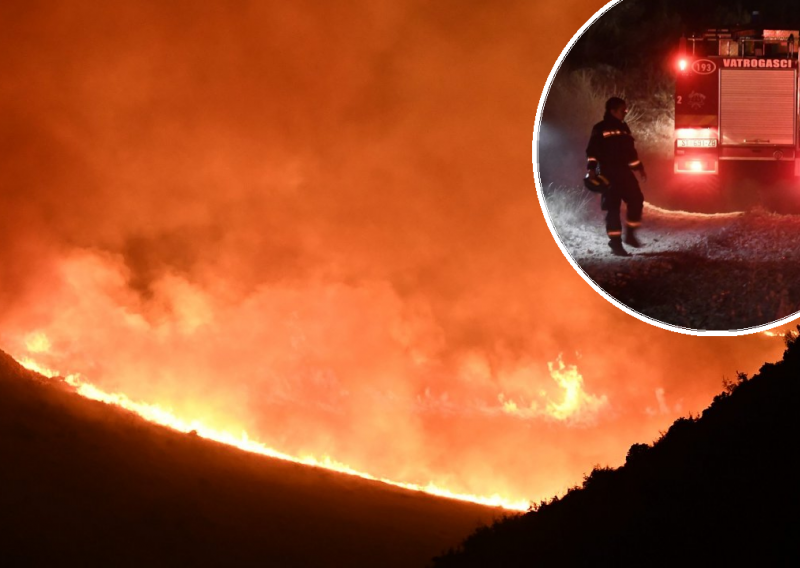 [VIDEO/FOTO] Na požarištu iza Trogira vatrogasna noćna mora: 'Požar je opet van kontrole, vjetar stvara probleme'