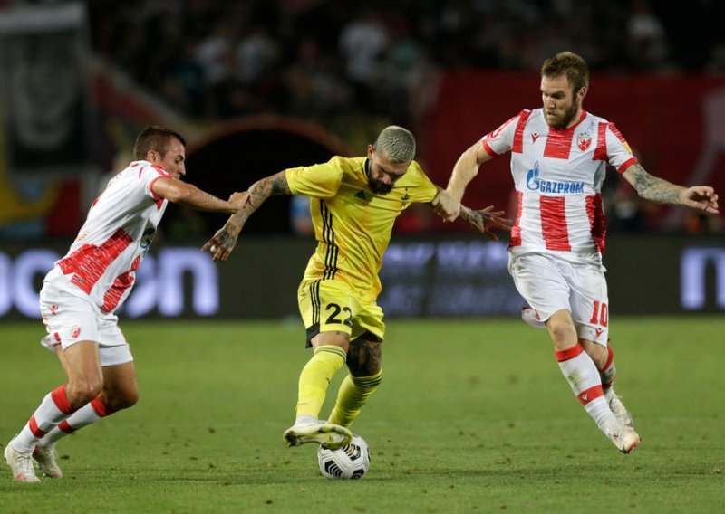 [FOTO] Crvena zvezda kiksala na Marakani; Sheriff usred Beograda šokirao 'crveno-bele' i izvukao neočekivani remi