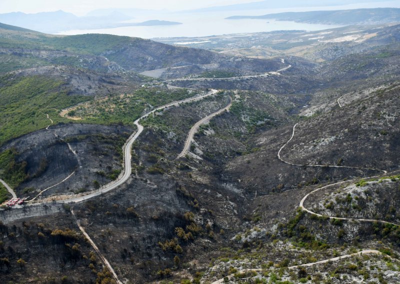 Požar u Segetu Gornjem bio je najveći u Hrvatskoj od početka godine, opožareno oko 1600 hektara