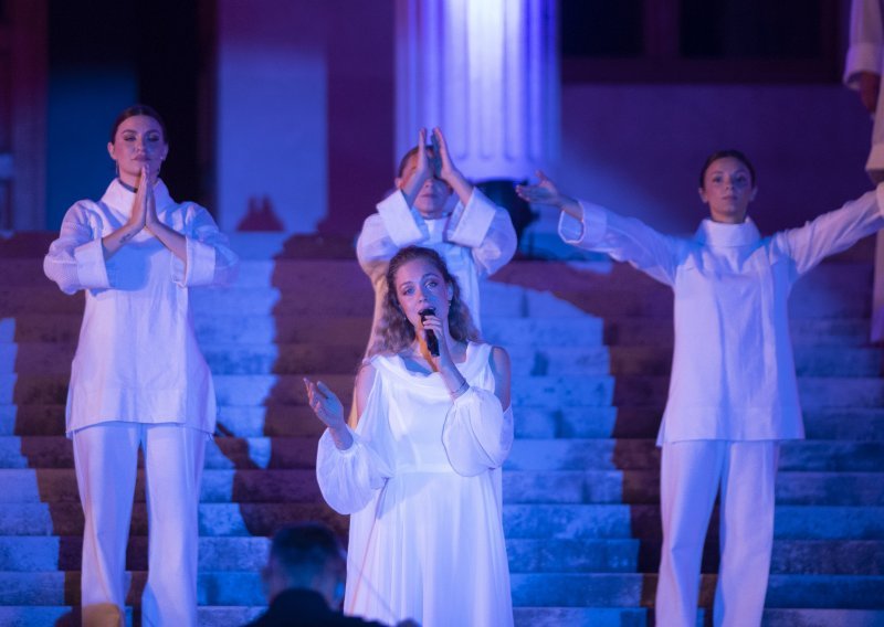 Premijerno izvedena prva pop-misa u svijetu, 'Misa Mediterana' Tončija i Hane Huljić
