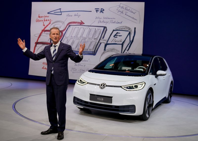 Volkswagenovi osobni automobili premašili ambiciozne europske CO₂ ciljeve za 2021.: Električna ofenziva 2022. s novim modelima
