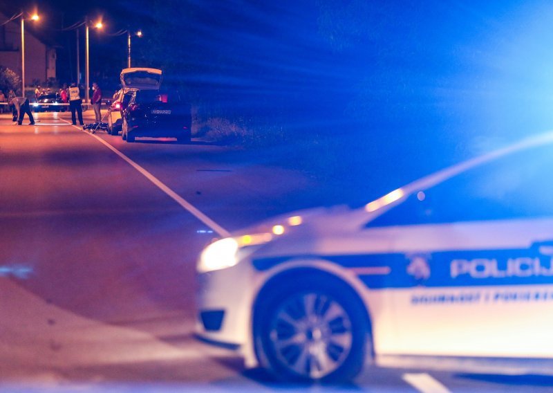 Biciklist poginuo u sudaru s automobilom u Velikoj Gorici