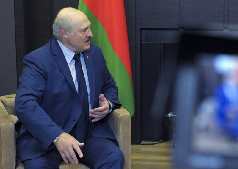 Britanija uvela nove sankcije Bjelorusiji, Lukašenko poziva na pregovore, osuđuje britanske mjere i ističe: 'Mogle bi im izići na nos'