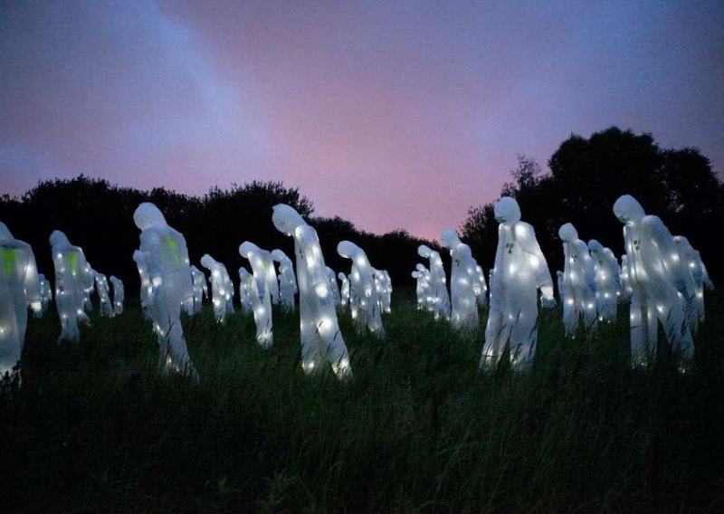Upoznajte umjetnički kolektiv za čijim neobičnim svjetlosnim instalacijama lude diljem svijeta