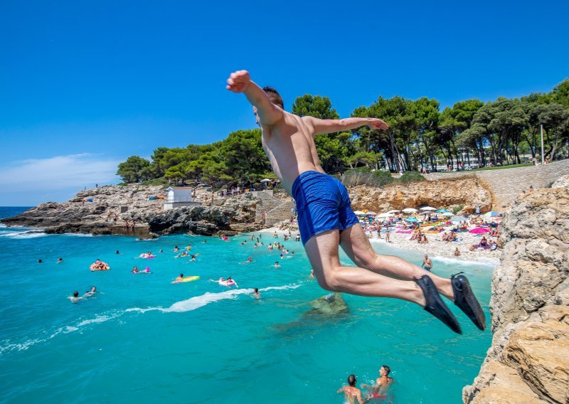 Želite posao u hrvatskom turizmu i živjeti vani? Evo prilike jer HTZ traži ljude za osam tržišta