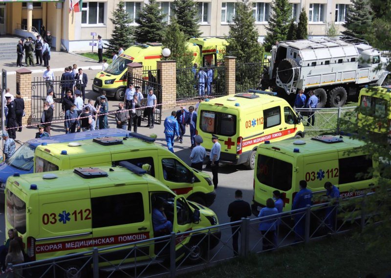 U eksploziji autobusa u Rusiji jedna osoba poginula, 15 ozlijeđeno