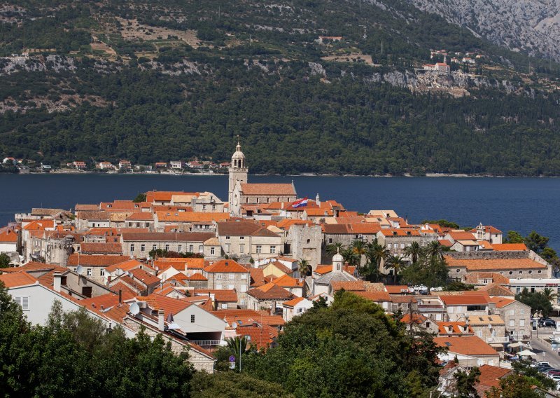 Zbog napada na gej turiste ispričala se gradonačelnica Korčule i tvrtka Aminess