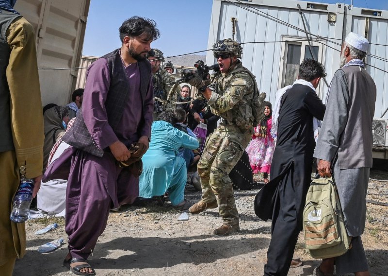 Hrvat evakuiran iz Afganistana: 'Nismo se tuširali ni pojeli nešto dva dana. Kad se izvuku ostali naši, možemo reći da je priči kraj'