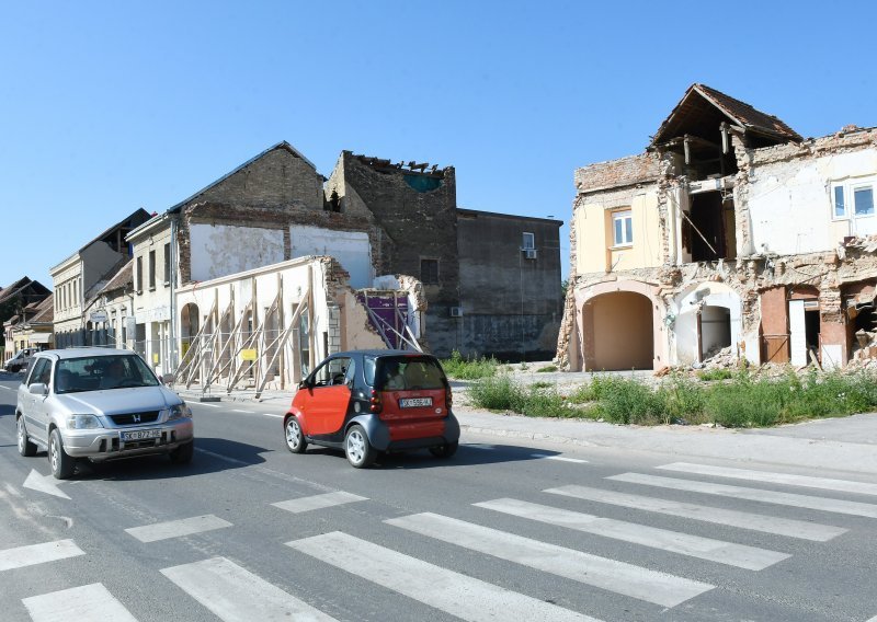 Stožer objavio: Potres kod Petrinje prošao je bez većih šteta na zgradama