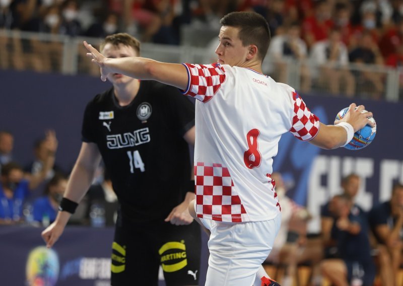 [FOTO] Njemačka je bila prejaka, ali to ne umanjuje veliki uspjeh Hrvatske; mladi hrvatski rukometaši osvojili srebro na Euru