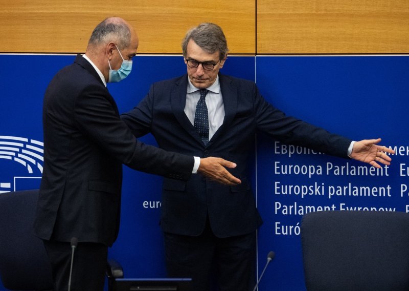 Janša u otvorenom sukobu sa šefom EU parlamenta oko Afganistana i izbjeglica