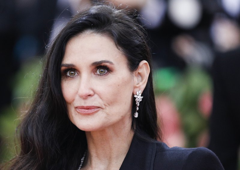 Demi Moore je na našoj obali: Pogledajte fotografiju s kojom je pokazala da ljetuje u Dubrovniku