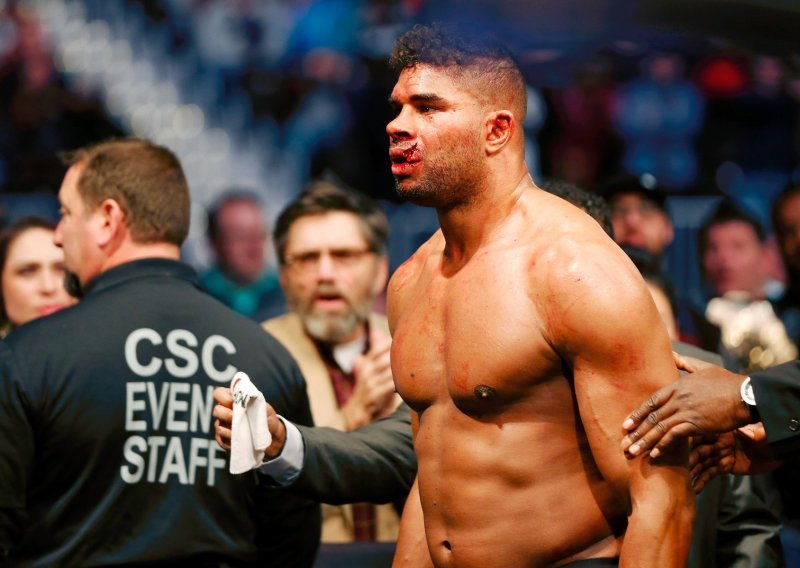 Alistair Overeem vraća se kickboxingu, a odmah je dobio najteži mogući meč - borbu protiv najboljeg na svijetu