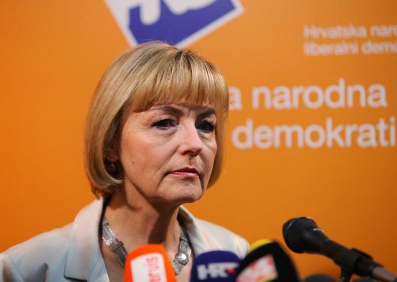 Pusić objasnila zašto su Čačića izbacili iz stranke