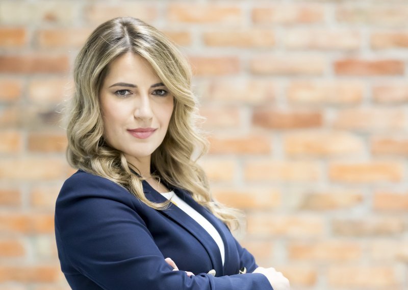 Tea Blažević objavila kako kupuje badić; svi se pitaju prognozira li nam možda nešto time