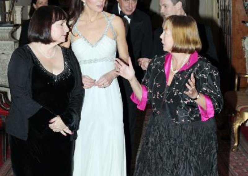 Kate Middleton stavila trendi ekstenzije