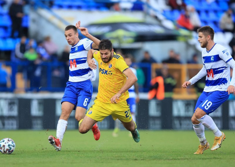 [VIDEO/FOTO] Dinamo je u Gradskom vrtu pobijedio 2:0; Osijek si je zabio autogol i nije iskoristio penal...