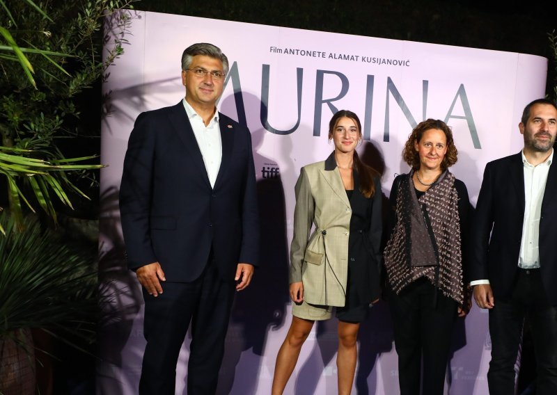 [FOTO/VIDEO] Na zagrebačkoj premijeri 'Murine' Andrej Plenković, Nina Obuljen Koržinek, Tomislav Tomašević...