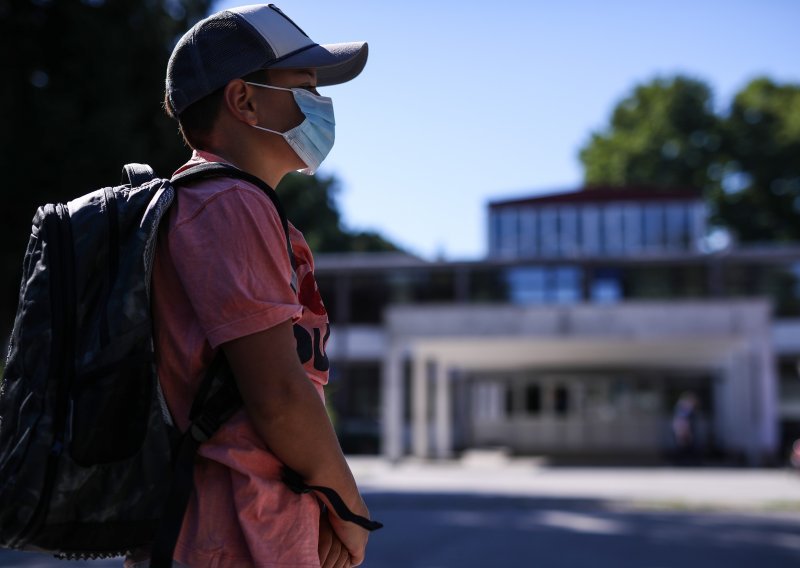 Školska godine počinje u ponedjeljak, donosimo sve detalje o tome kako će izgledati kao i koje novosti očekuju učenike