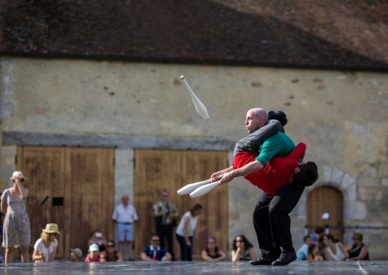 Stiže drugo izdanje festivala suvremenog cirkusa 'Festival neobičnih obitelji'