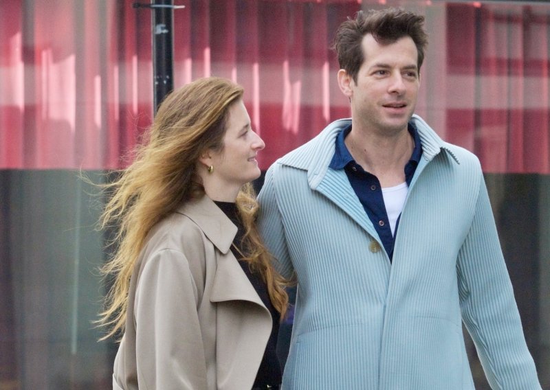 Mark Ronson rođendan obilježio objavom o vjenčanju s Grace Gummer