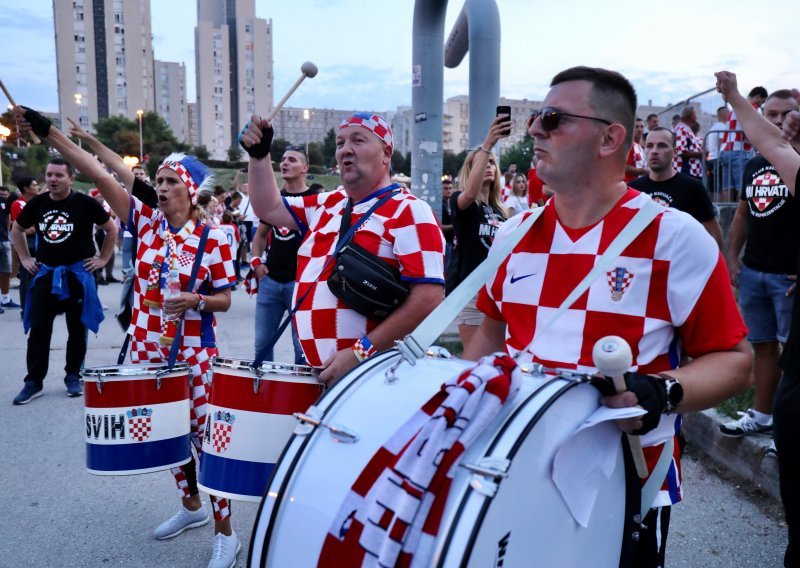 Počela prodaja ulaznica za utakmice protiv Cipra i Slovačke uz važne napomene i savjete za hrvatske navijače; sve o cijenama i COVID potvrdama