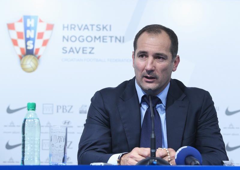 Nema sa Štimcem šale, jasna poruka Modriću, Ćorluki i Lovrenu