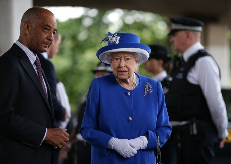 Optužbe za rasizam unijele su razdor u kraljevsku obitelj, a kraljica Elizabeta II podržava pokret Black Lives Matter
